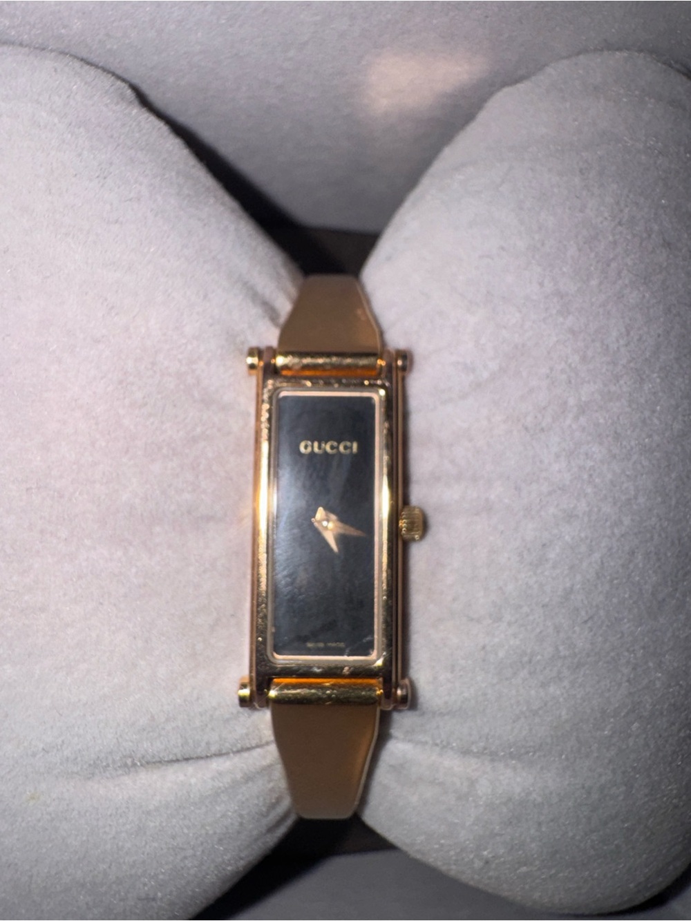 Gucci Women's Classic Gold & Black Dial Watch W Box